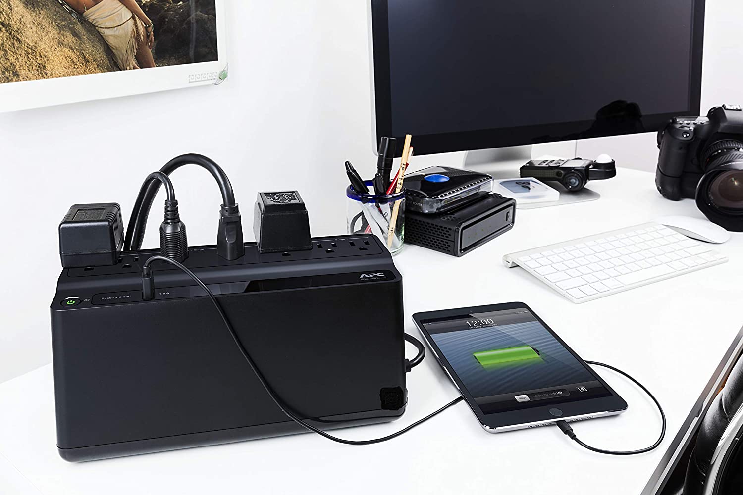 APC UPS Battery Backup & Surge Protector with USB Charger, 600VA APC Back-UPS